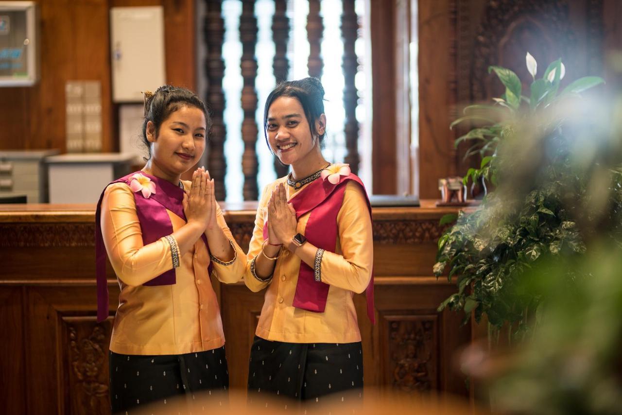 Okay Palace Hotel Phnom Penh Eksteriør bilde