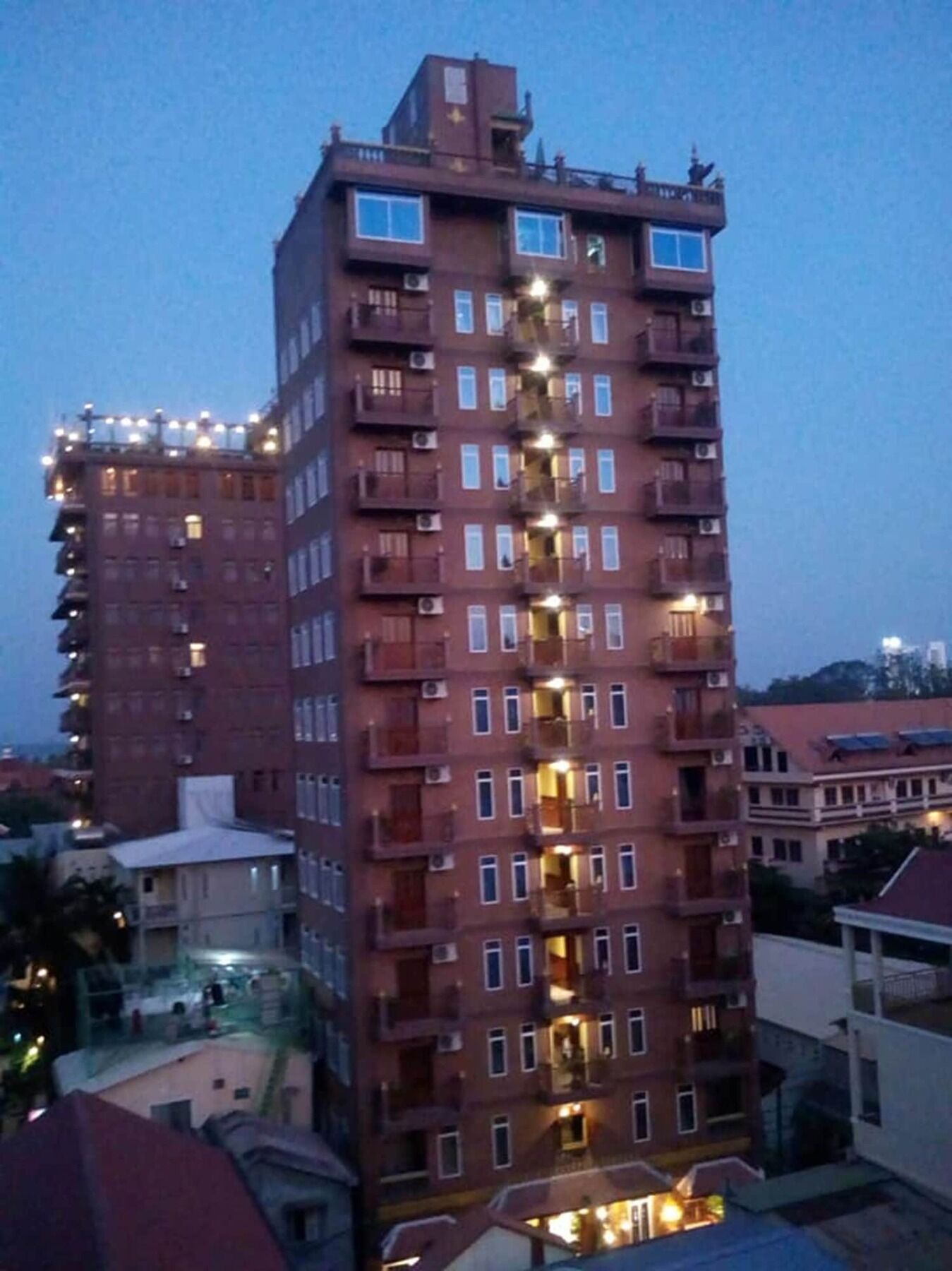 Okay Palace Hotel Phnom Penh Eksteriør bilde